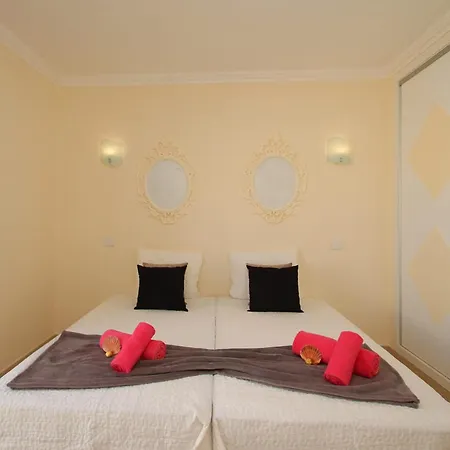 Villa Villa In Gale Near Gale Beach *